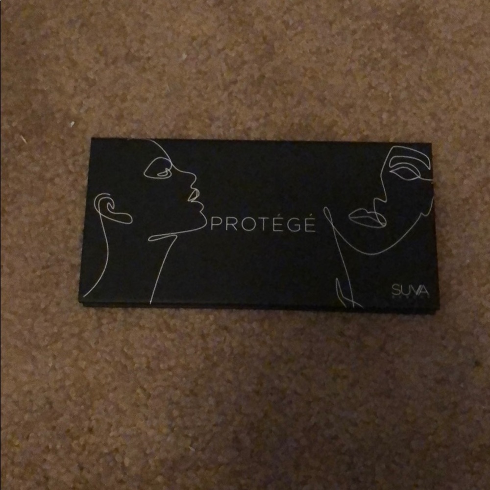 Suva Beauty Protégé eyeshadow palette